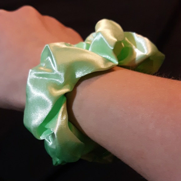 Scrunchies - Picture 2 of 5